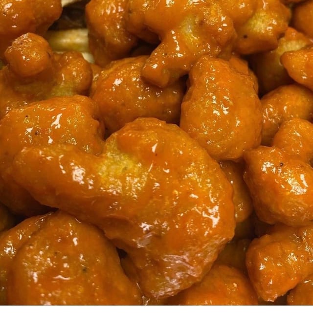 CAULIFLOWER WINGS.